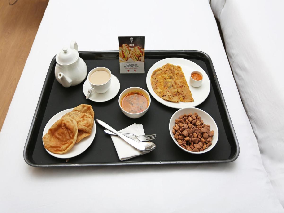 Spot On 49477 Hotel Galaxy Dimapur Ngoại thất bức ảnh